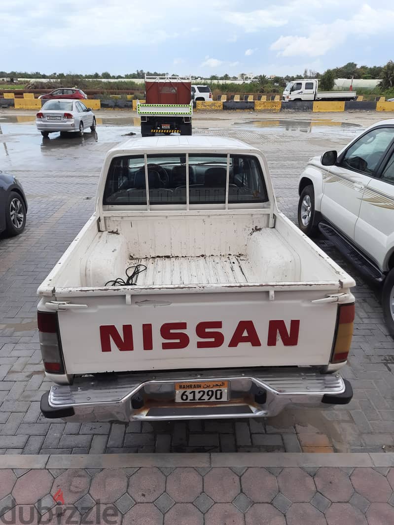 Nissan Pickup 2007 used for sale Manual in bahrain 7