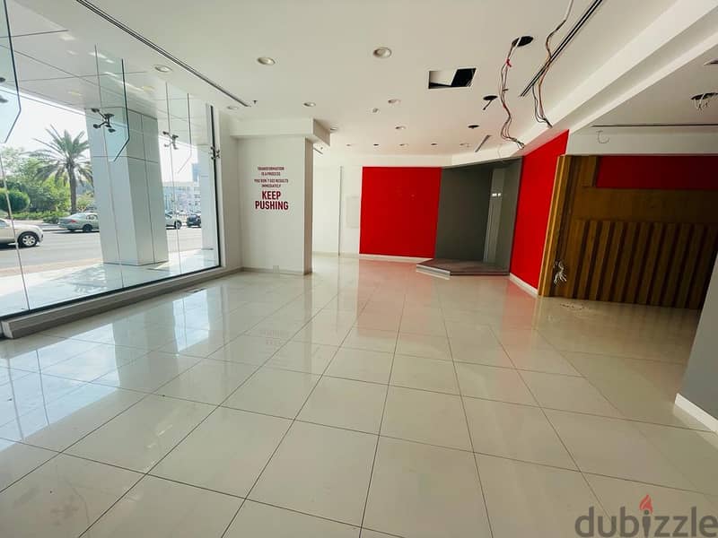 Showroom For Rent In Diplomatic Area 3