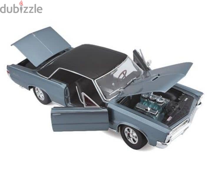 للبيع مجسم سيارة بونتياك GTP  موديل 1965 5