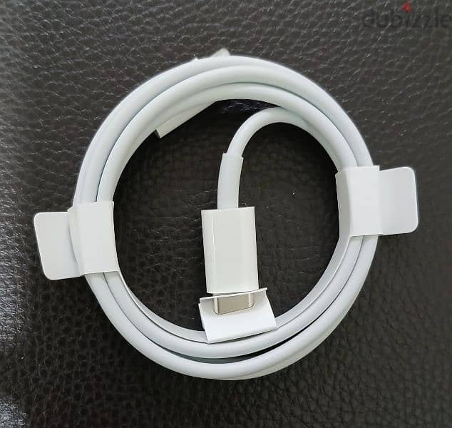 Apple USB-C to Lighting Cable (1m)- Brand New and Sealed 1