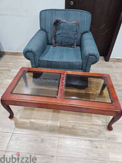 Single sofa with table