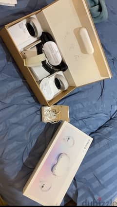 128GB USED OCULUS QUEST 2 VR ONLY WHAT IS ON SCREEN and only in Bahrai