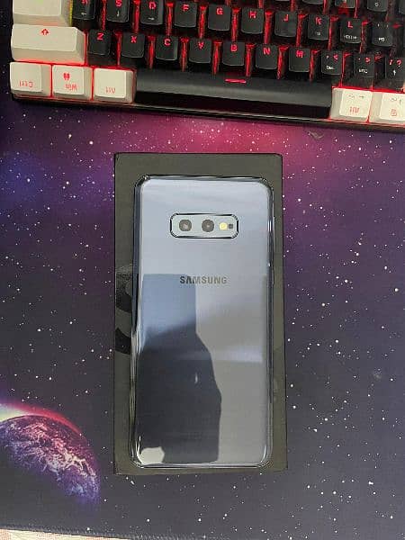 Samsung S10e 1