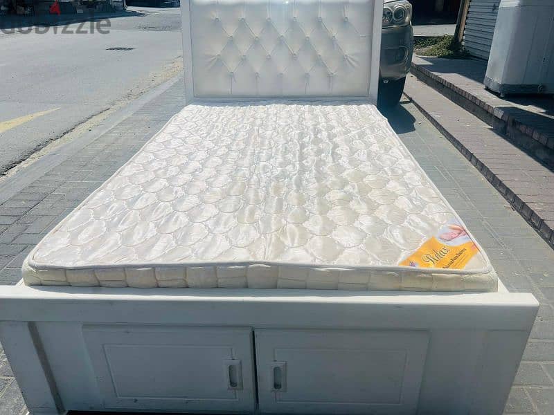 bed with mattress for sale 120/200size 1