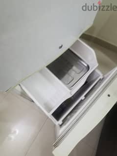 Refrigarator