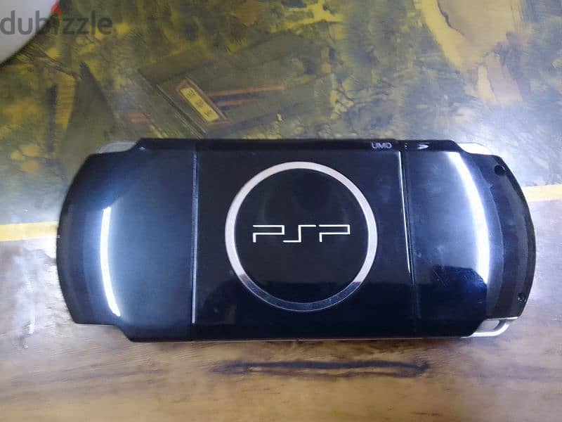 توجد لعبة PSP شغاله ونظيفه بحاله ممتازه سعر ٣٥دينار 3
