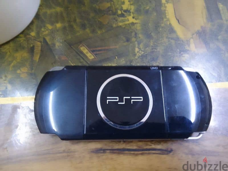 توجد لعبة PSP شغاله ونظيفه بحاله ممتازه سعر ٣٥دينار 4