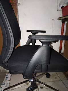 Mid Back Revolving office Chair, Black