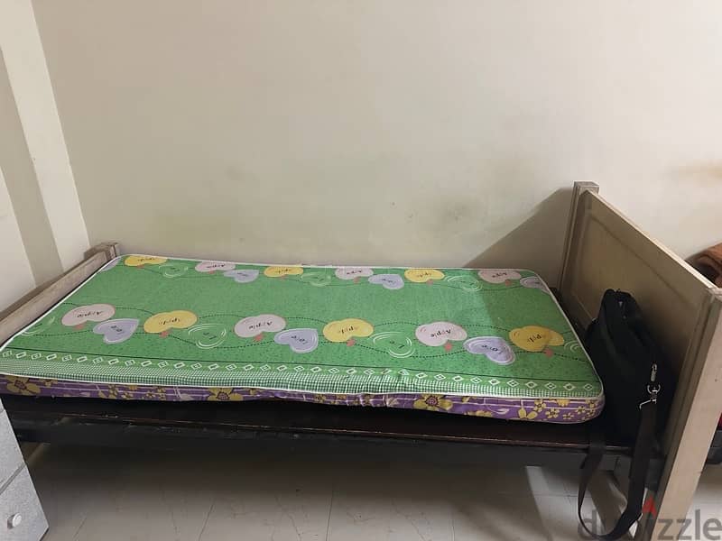 Bedspace Available(only for kerala) ,near lulu gudebiya (Bldg No:202) 3