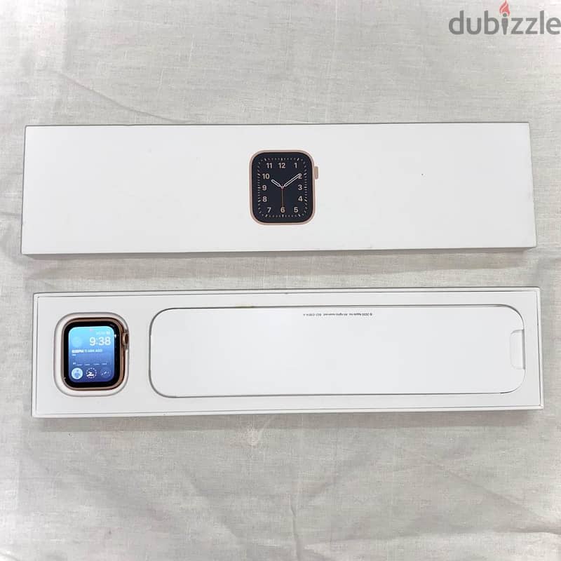 Apple Watch SE, 40mm Original with Box Accessories (Pre-loved) 2