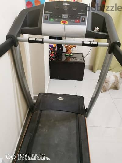 HEAVY DUTY TREADMILL FOR IMMEDIATE SALE