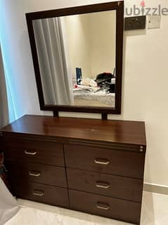 dressing table with mirror and one side table 0