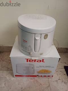 Tefal Maxi Fry Deep Fryer
Good working conditions 
15 BD 0