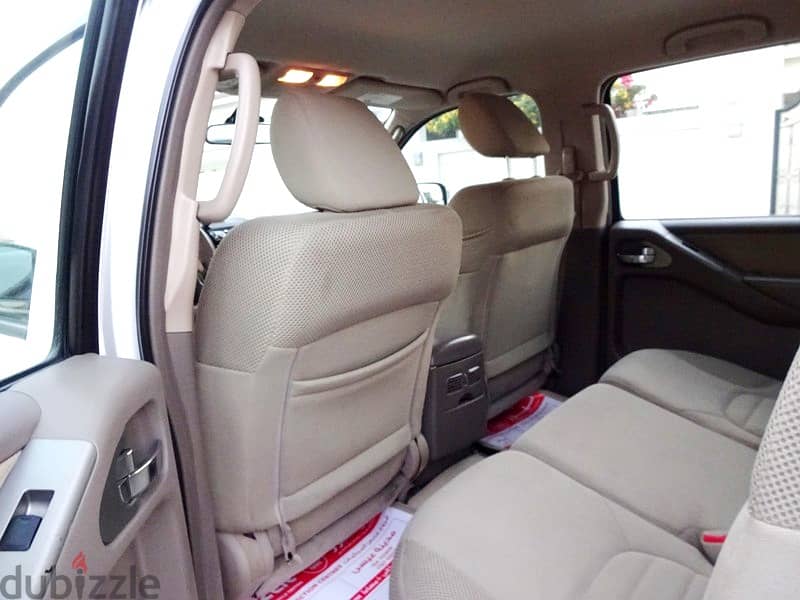 Nissan Pathfinder (2010) #7 Seater # 3737 8658 3