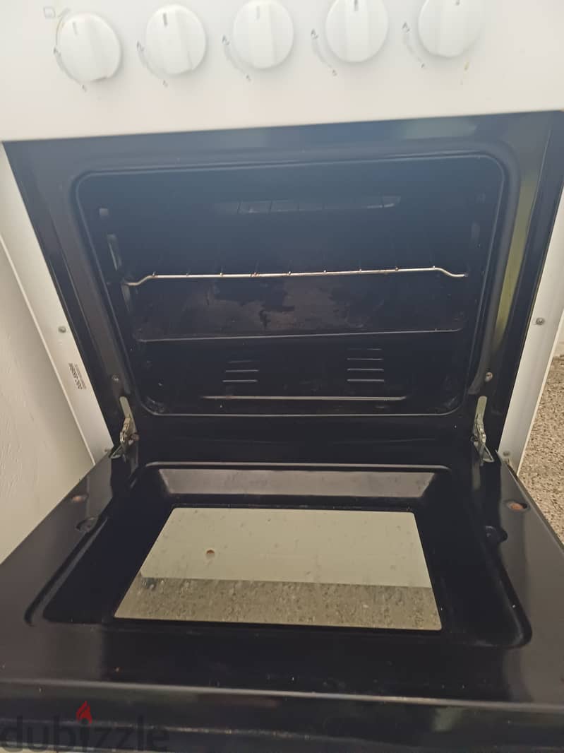 Oven for sale 25bd 1