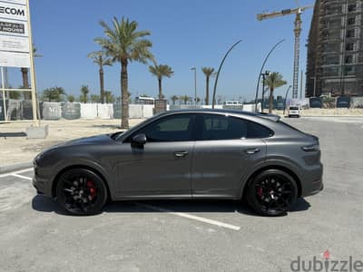 Porsche Cayenne Coupe GTS 2022