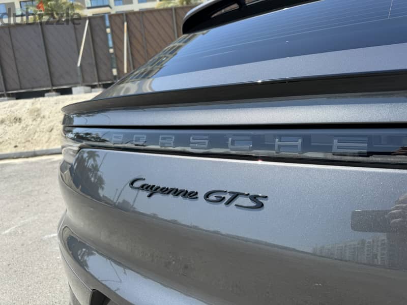 Porsche Cayenne Coupe GTS 2022 6