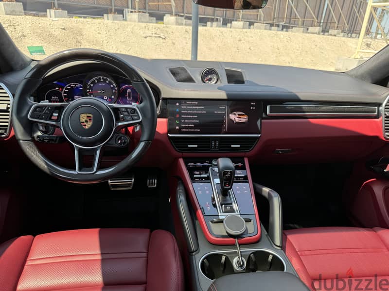 Porsche Cayenne Coupe GTS 2022 15