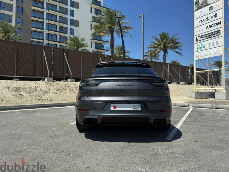 Porsche Cayenne Coupe GTS 2022 17