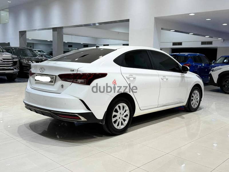 Hyundai Accent 2021 (White) 5