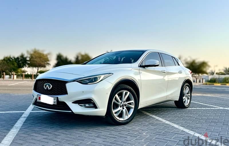 Infinity Q30 2019 agent maintained lady owned 1