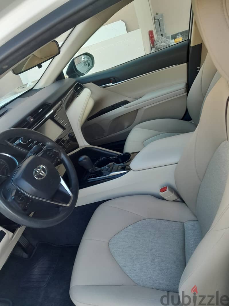 TOYOTA CAMRY LE 2.5 LTR MODEL 2019 4