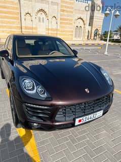 Porsche Macan S with warranty