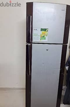 LG good condition working fridge for sale 100% working 0