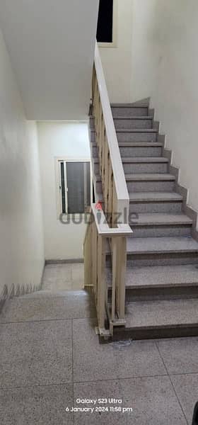 Semi furnished flat for sharing 0
