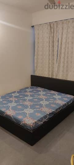 super kind sized bed with mattress