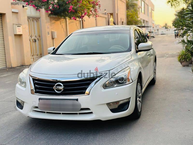 Nissan Altima 
Year-2016. Fully Agent maintained 33586758 5