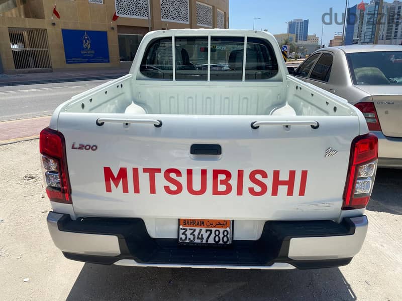 FOR RENT - MITSUBISHI L200 D/CAB PICK UP 2.4 LTR -2023 MODEL 4