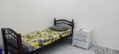 Bed Space Executive Bachelor Required