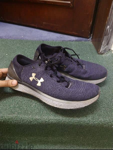 For sale 2 used under armour shoes 3
