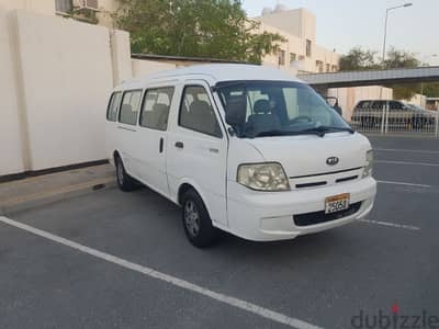 للبيع باص ديزل النوع kia موديل 2005