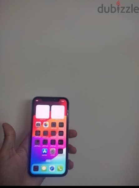 iPhone 11 LCD charge الدهر مكسور 1