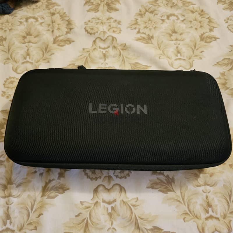 Lenovo Legion Go (3 months used) 1