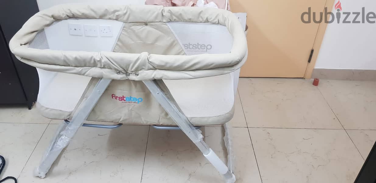 First step Baby cot 2