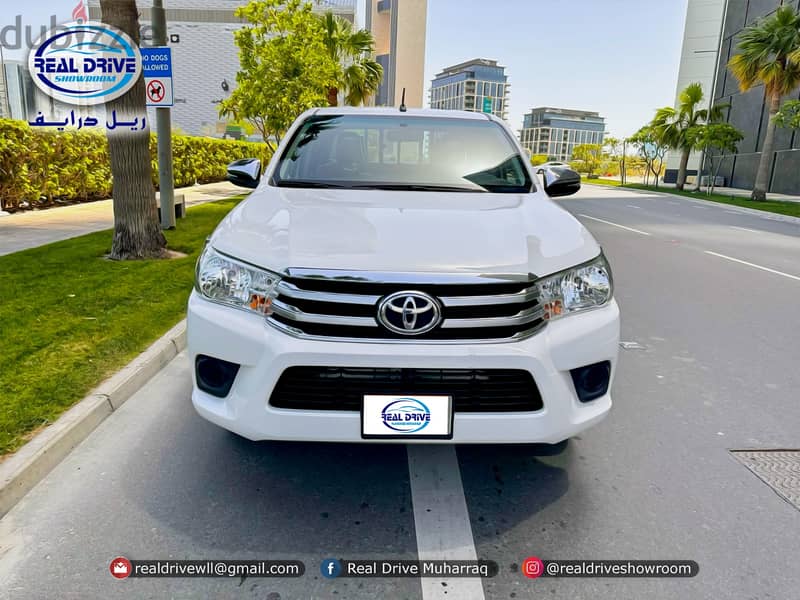 TOYOTA HILUX 2.0 L DOUBLE CABIN  Year-2019 Engine-2.0L Odometer- 49000 2
