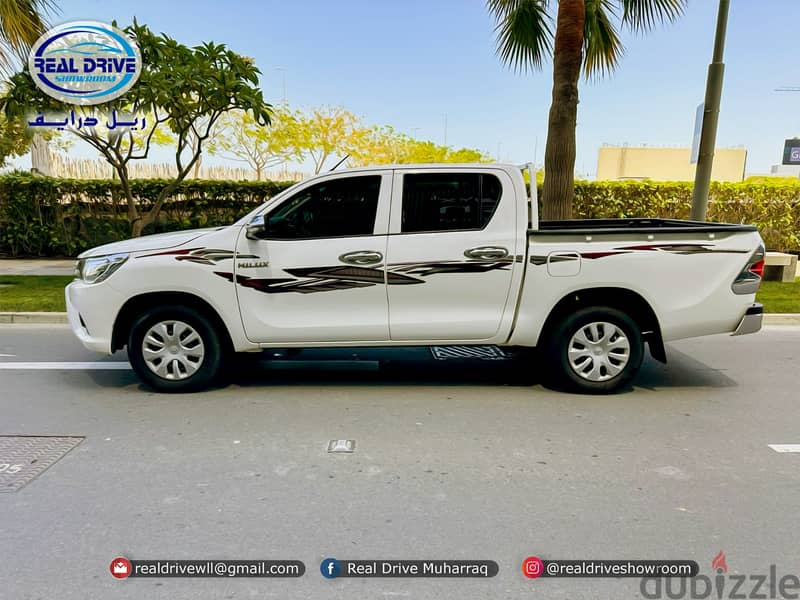 TOYOTA HILUX 2.0 L DOUBLE CABIN  Year-2019 Engine-2.0L Odometer- 49000 3