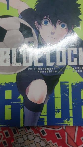Minecraft craft book and blue lock mangas  for sale 1