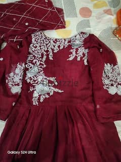 Beautiful embroidered dress 0