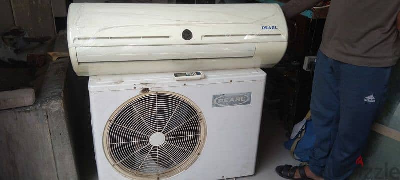 Split ac Available for sale 95 bd with fixing 4 Metor coper pipe 2