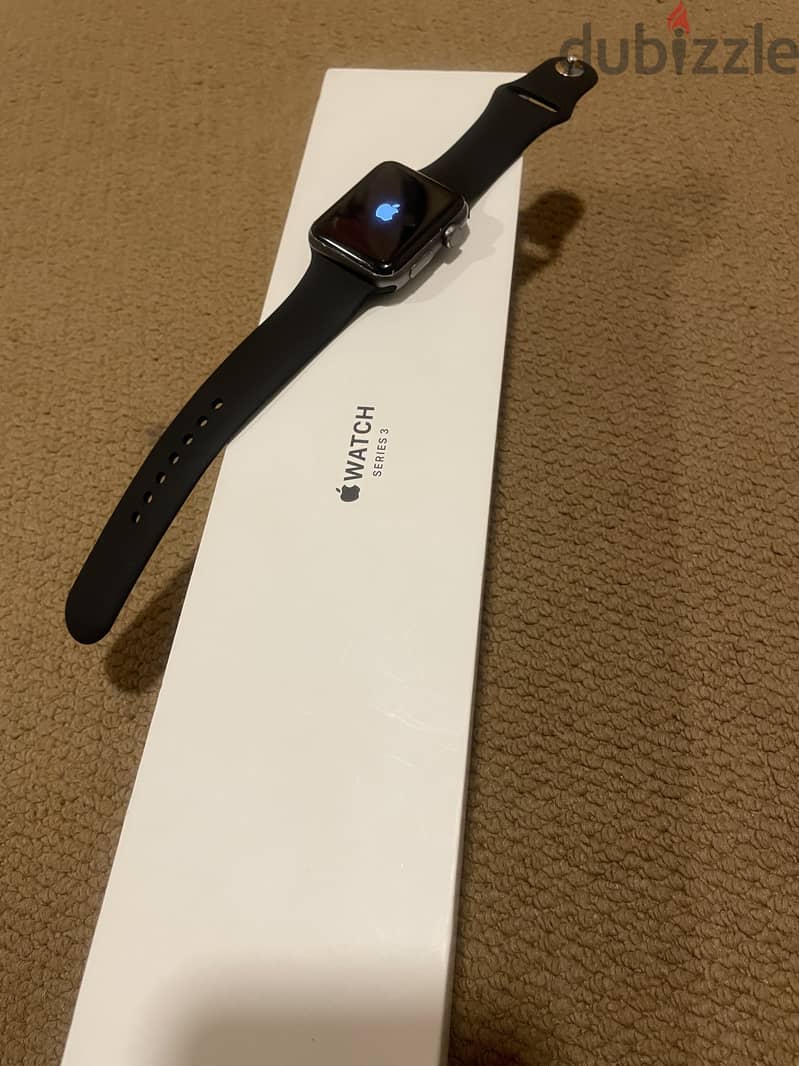 Iphone xr and apple watch 11