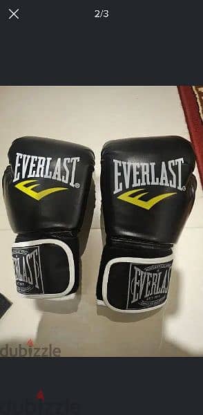 boxing stand with gloves 2
