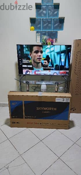 40" Skyworth Android AI Tv 4