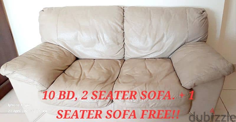 leather sofa NOT damaged not ripped 1