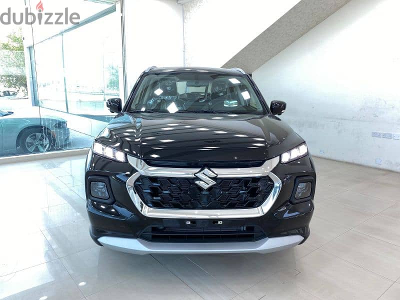 Suzuki Grand Vitara Hybrid 2024 loan available 6
