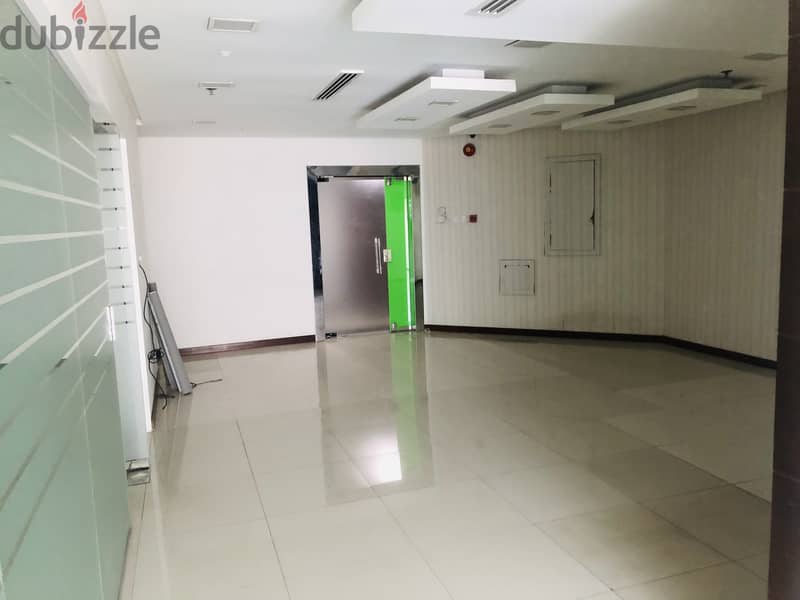 Office for rent at Juffair 145sqm for bd550 call33276605 0