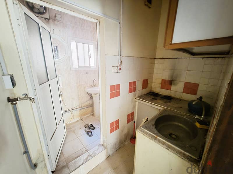 studio apartment For Rent In Karbabad Near Seef With EWA 2